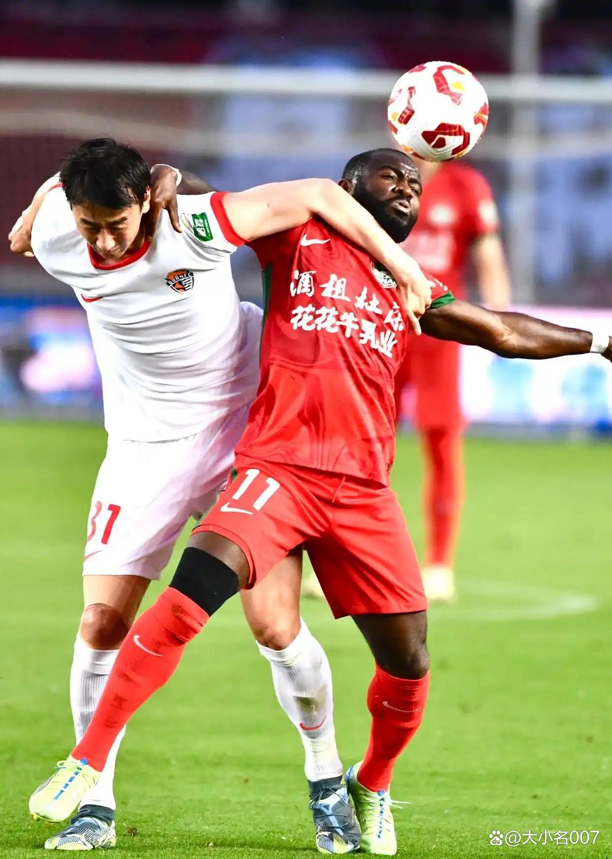 九州娱乐-中超比赛的角逐，每一场都刺激万分(2021中超比赛规则)