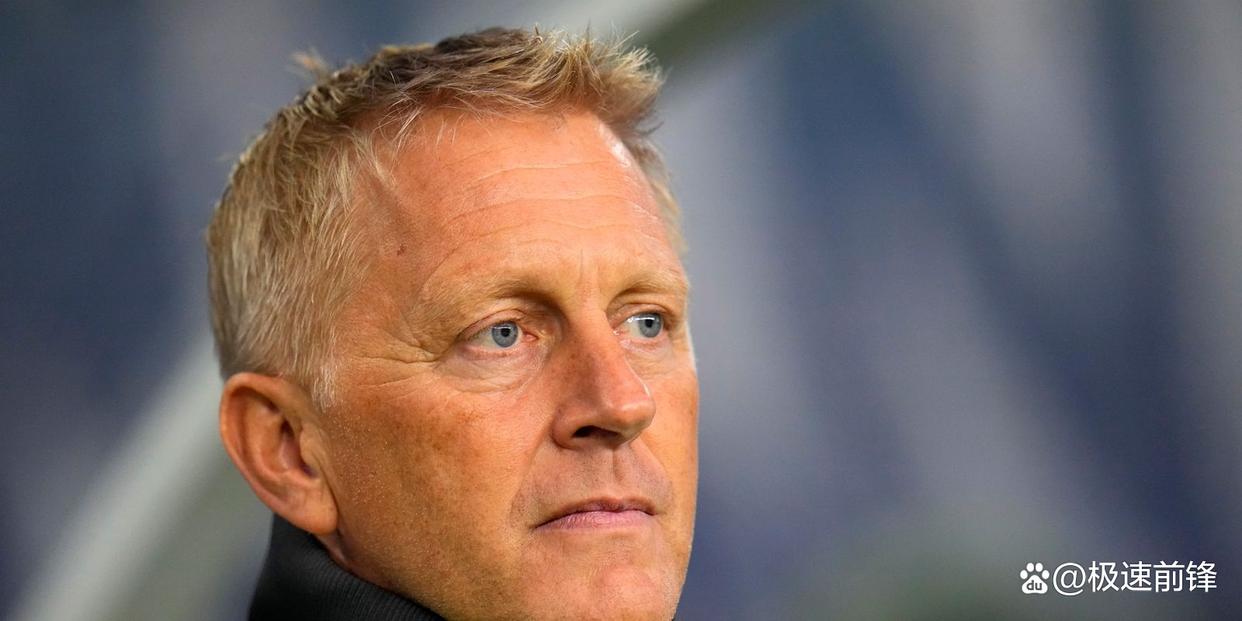 爱尔兰队前锋连续在友谊赛中建功,成为焦点球员