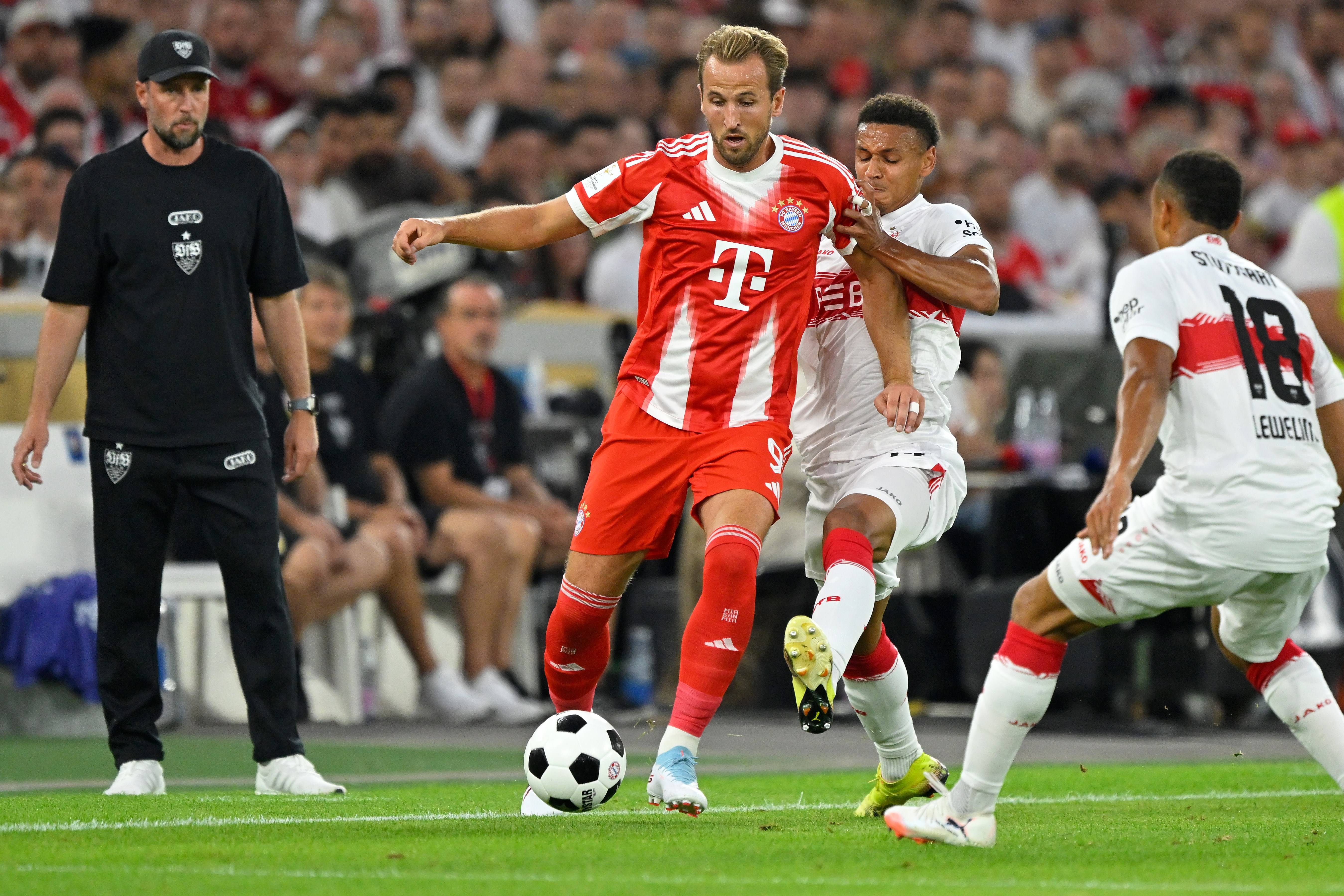 包含利物浦横扫拜仁慕尼黑，晋级欧冠决赛，雄心勃发的词条